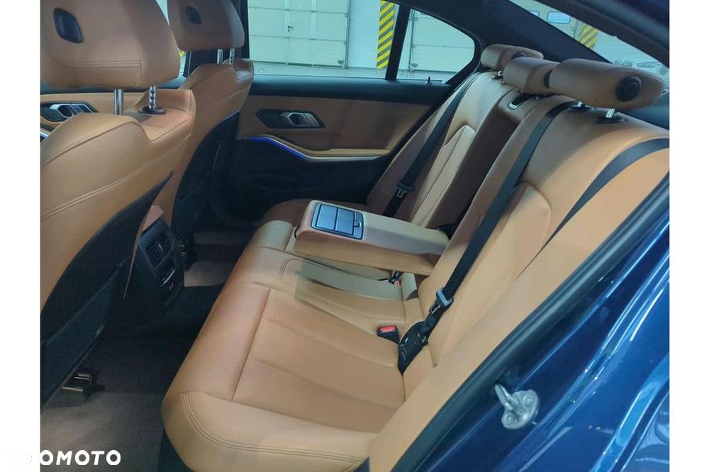 BMW Seria 3 - 7