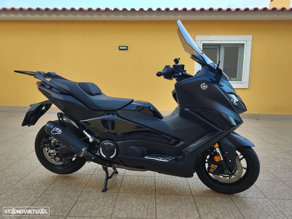 Yamaha TMAX Tech Max - Dark Magma - 1