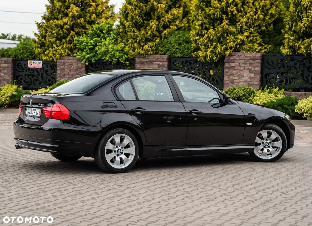 BMW Seria 3 318i Edition Lifestyle - 9