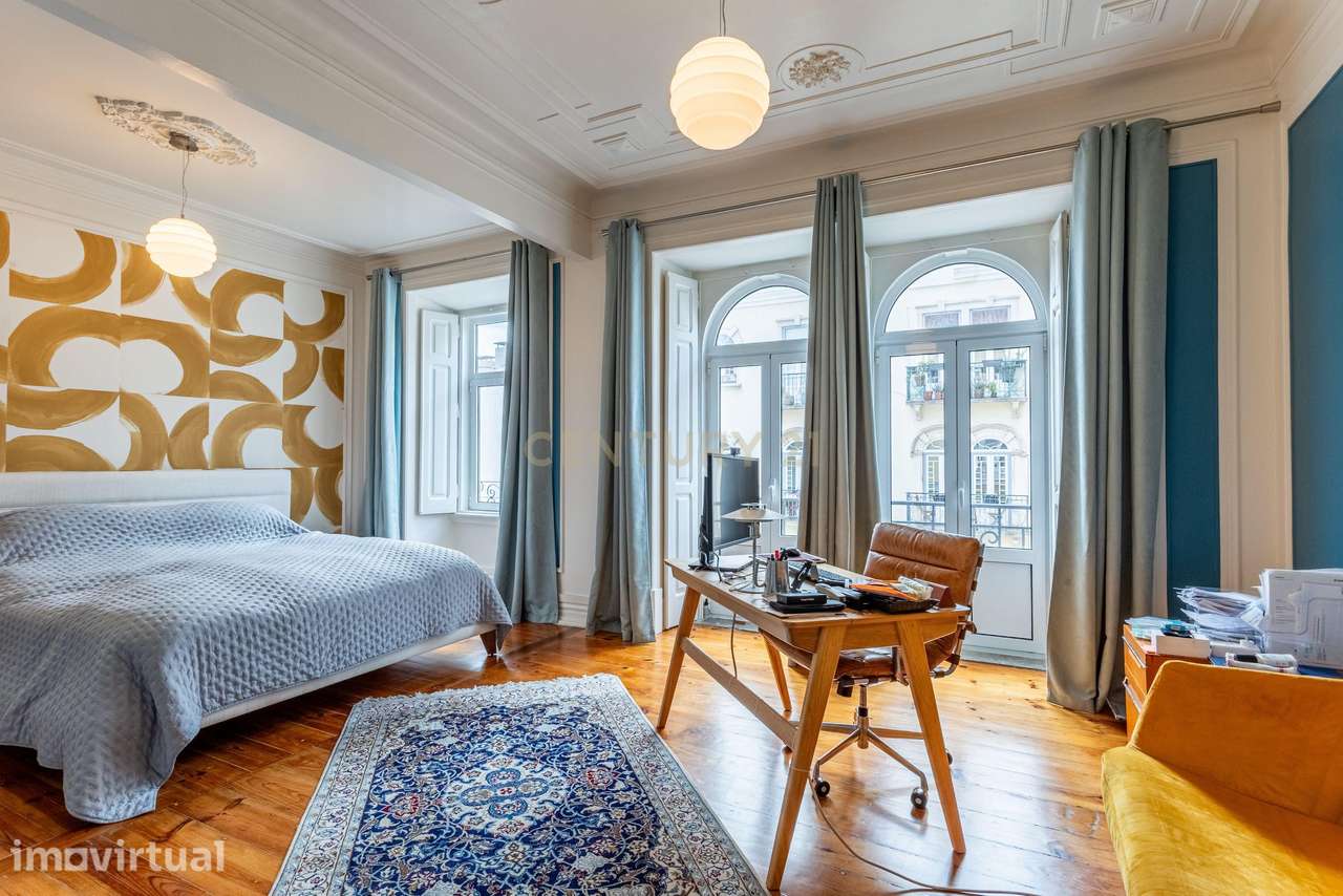 Apartamento T4 Renovado em Santo António, Lisboa - Grande imagem: 3/40