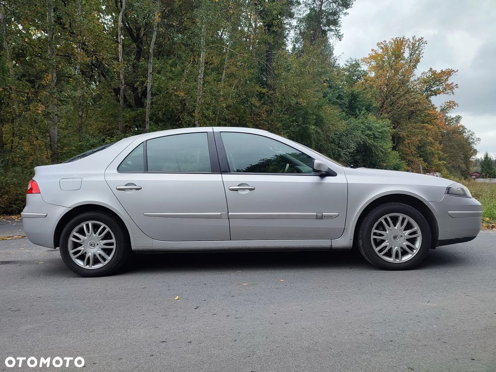 Renault Laguna 2.0 dCi FAP Initiale - 7