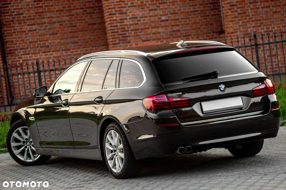 BMW Seria 5 530d Sport-Aut Luxury Line - 16