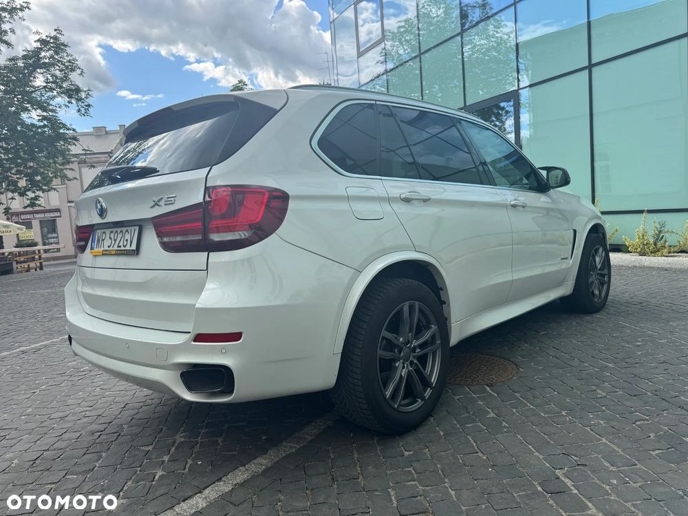 BMW X5 xDrive35i - 4