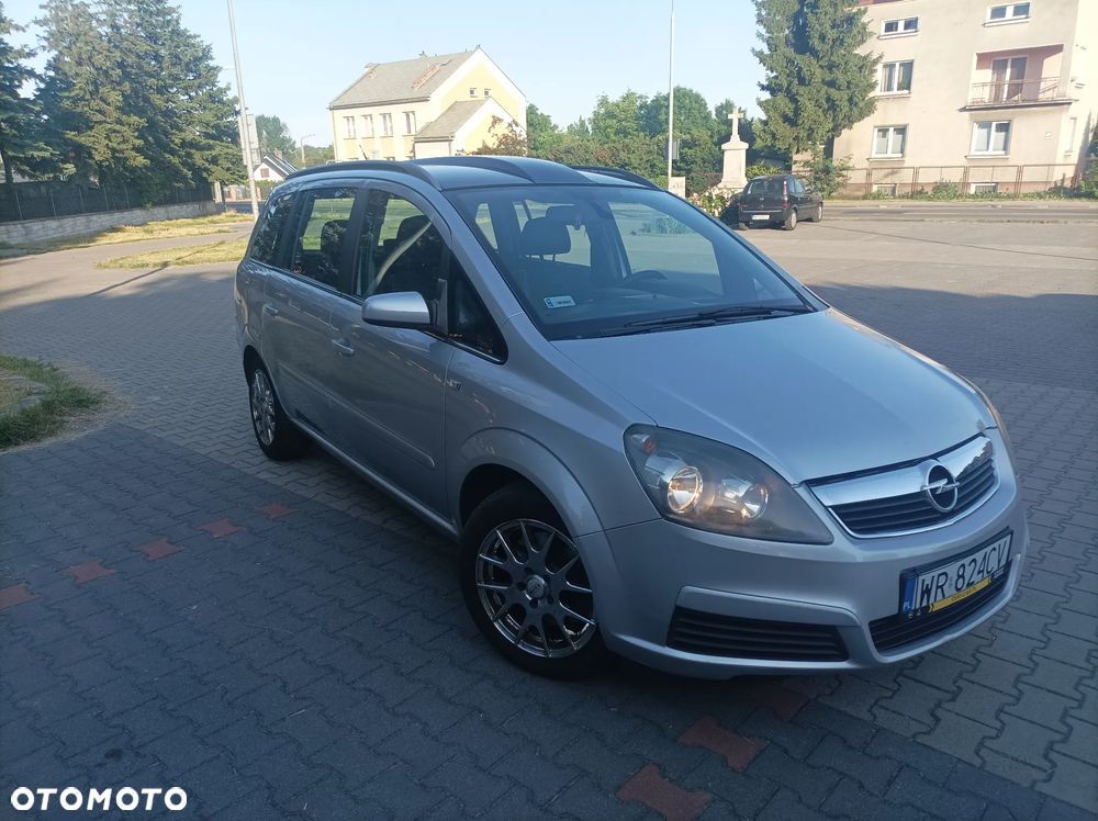 Opel Zafira 2.0 T Sport - 2