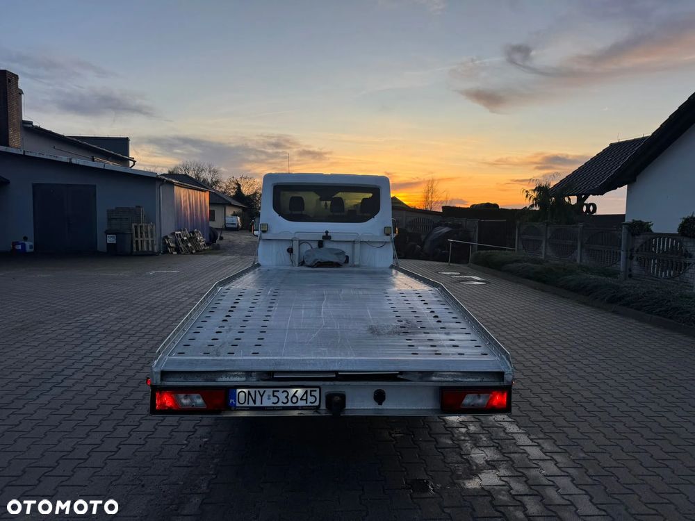 Ford Transit - 11