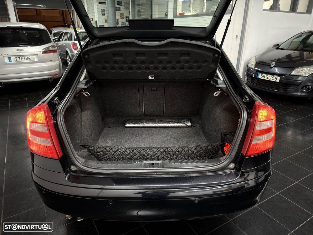 Skoda Octavia 1.9 TDI Sportline - 11