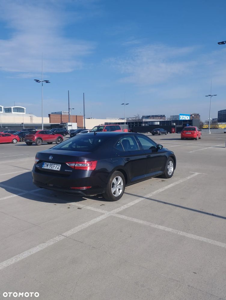 Skoda Superb 1.5 TSI ACT Active - 5