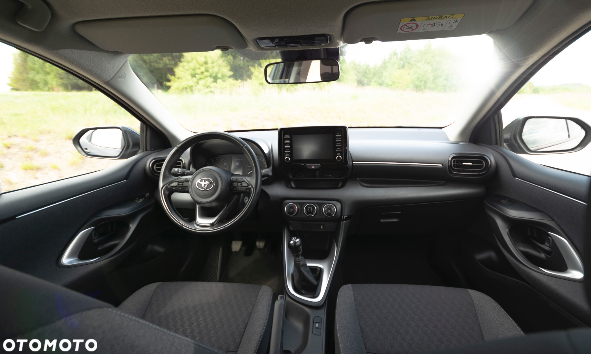 Toyota Yaris 1.5 Comfort - 10