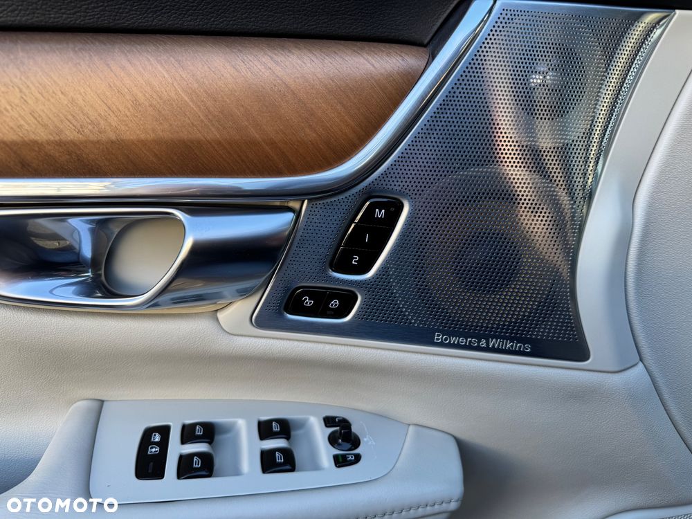 Volvo V90 D4 SCR AWD Inscription - 16