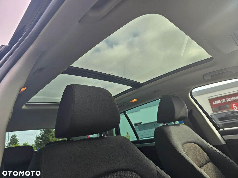Skoda Superb 2.0 TDI DSG Elegance - 31