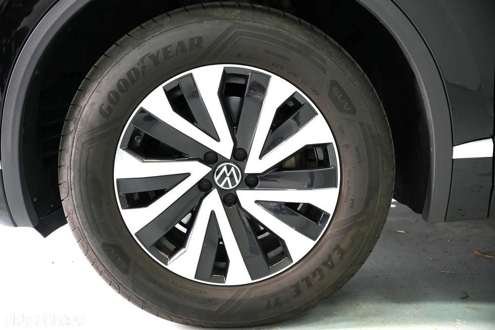 Volkswagen Touareg V6 TDI 4MOTION Elegance - 12