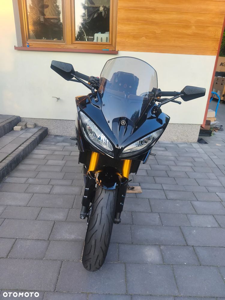 Yamaha FZ8 - 9