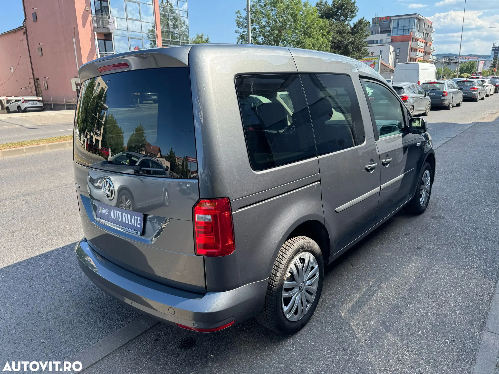 Volkswagen Caddy 1.4 TSI DSG - 9