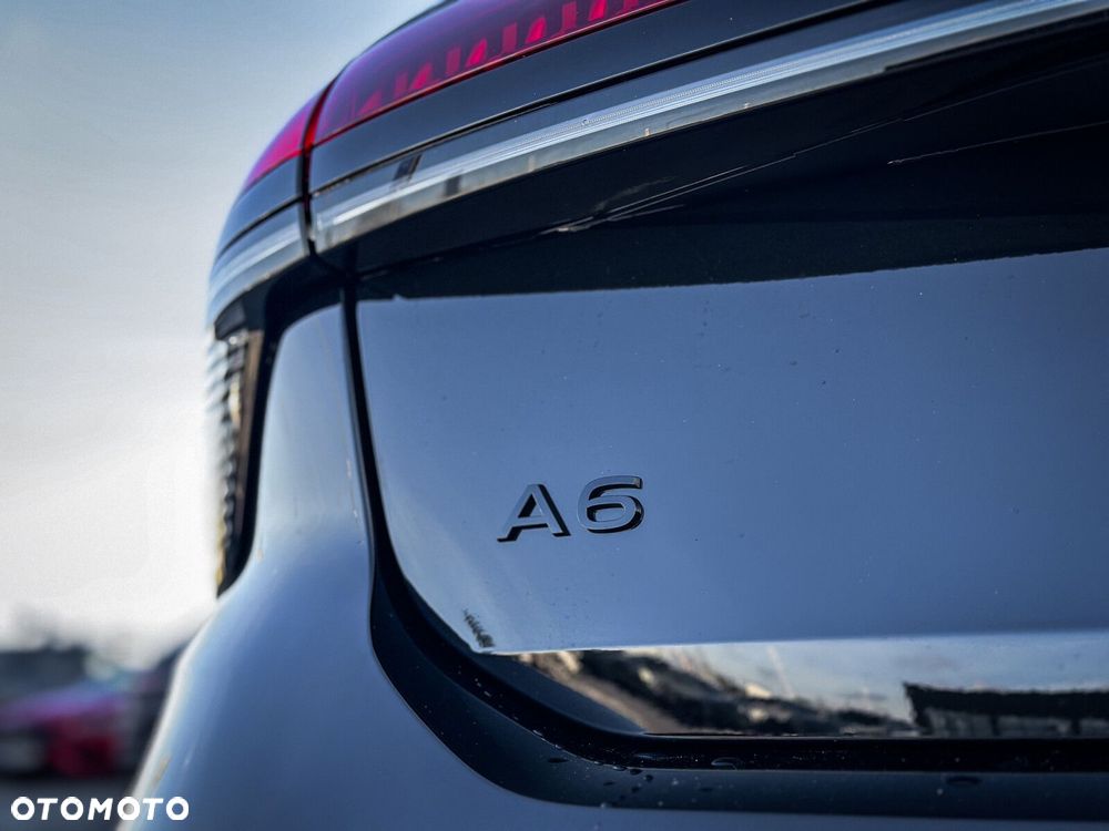 Audi A6 Avant - 11