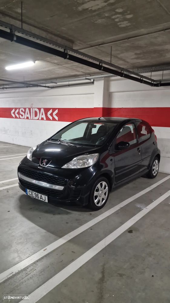 Peugeot 107 1.0 Active - 12
