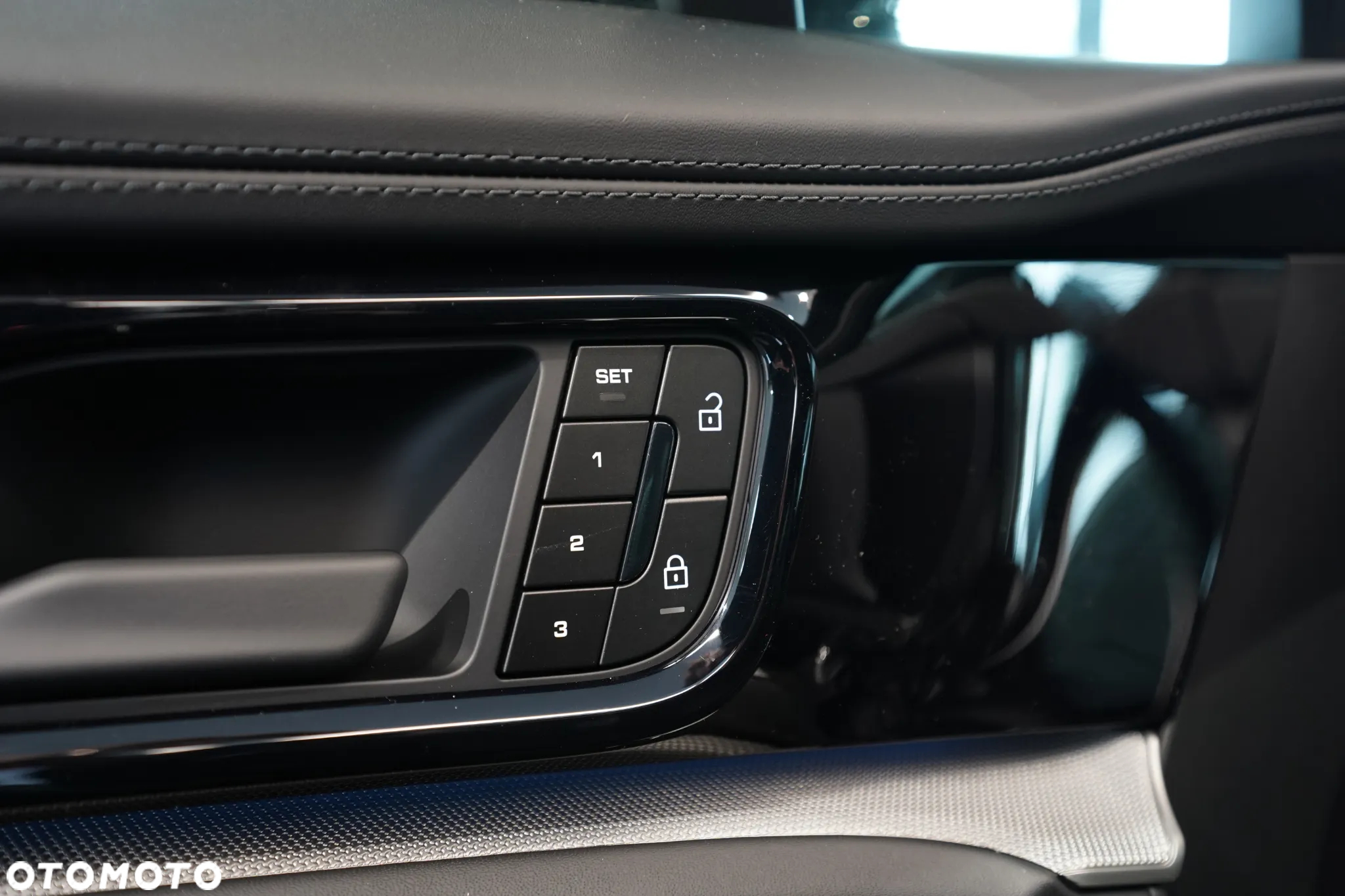 Porsche Panamera 4 - 21