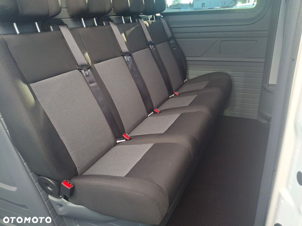 Volkswagen Crafter - 10