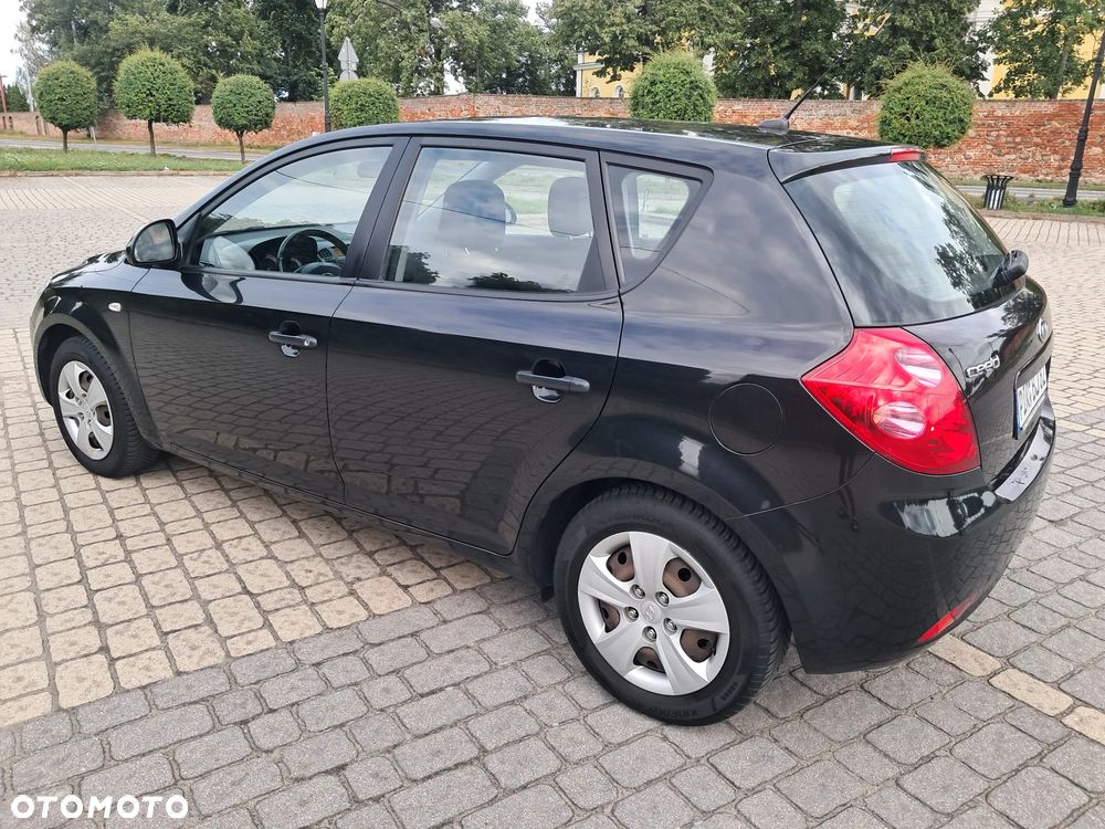 Kia Ceed 1.6 CVVT EX - 4