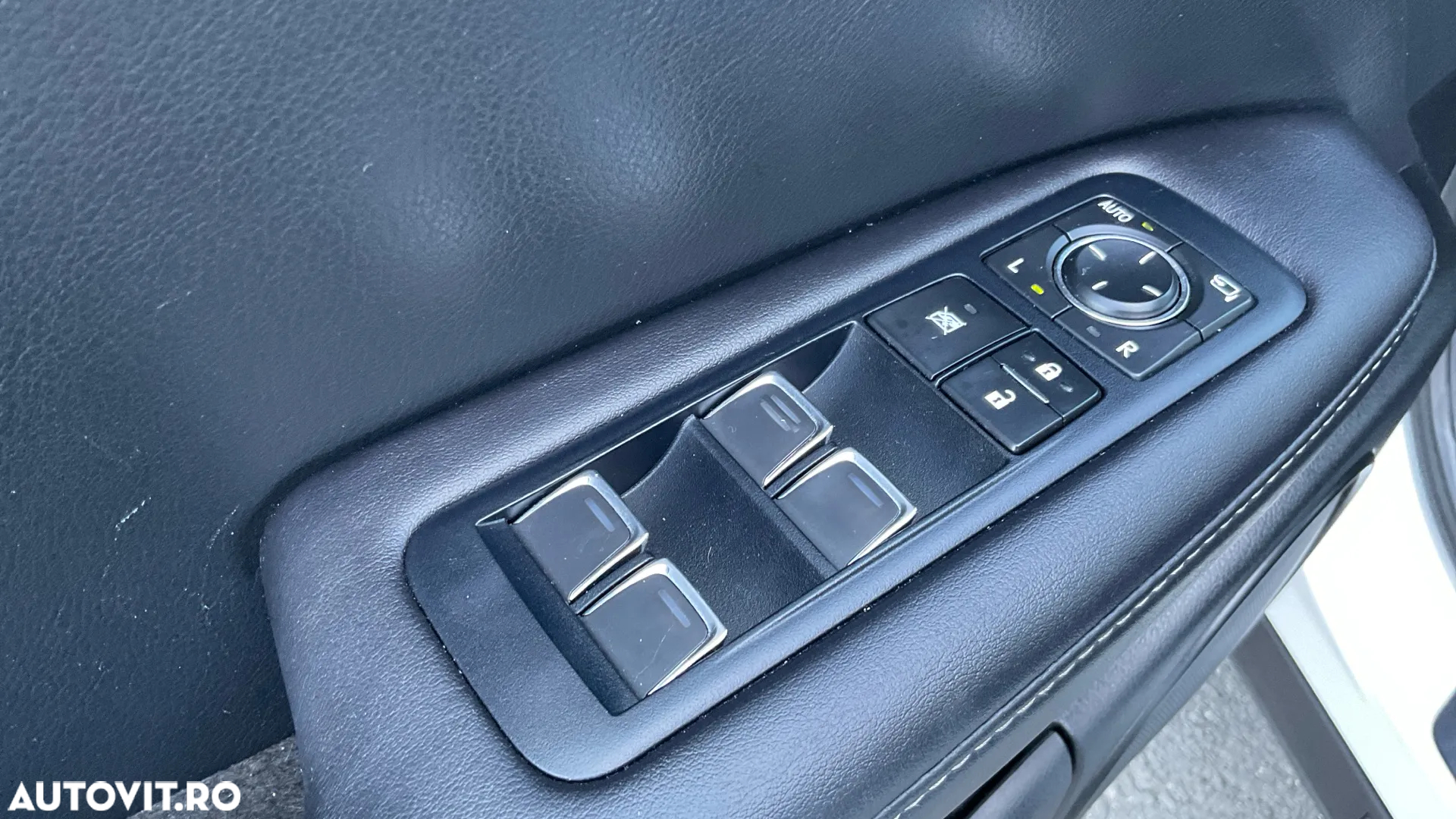 Lexus Seria RX 450h Aut. Executive Plus - 27