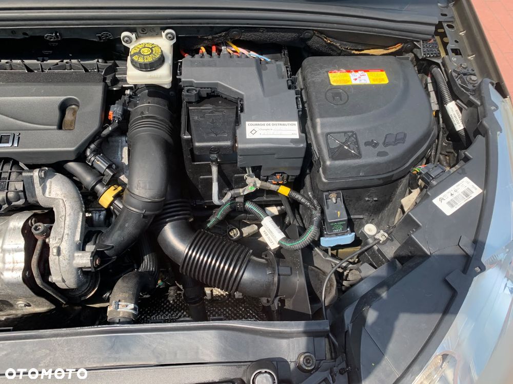 Citroën C4 1.6 HDi Exclusive - 12