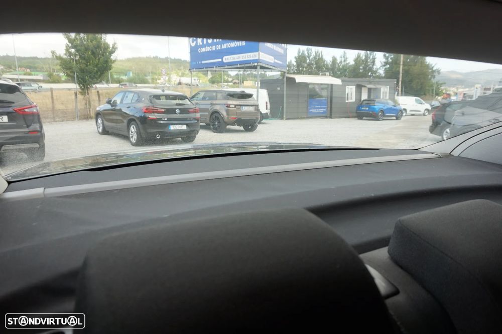 VW Passat 2.0 TDI BM Confortline - 50