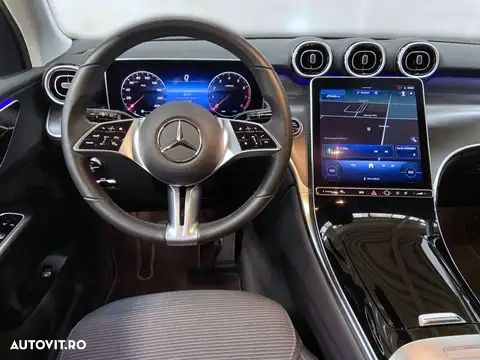 Mercedes-Benz GLC 200 4Matic 9G-TRONIC Avantgarde Advanced - 7