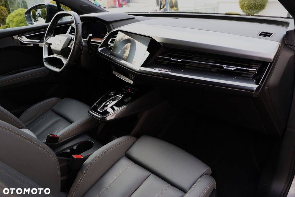 Audi Q4 e-tron 45 82kWh Quattro S Line Edition - 24