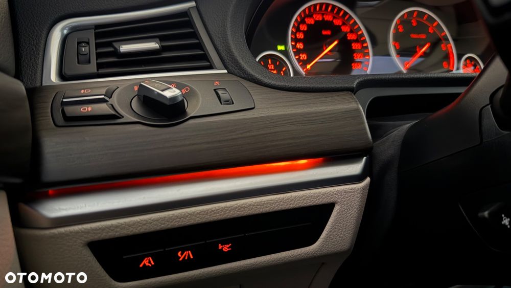 BMW 5GT 530d xDrive - 17