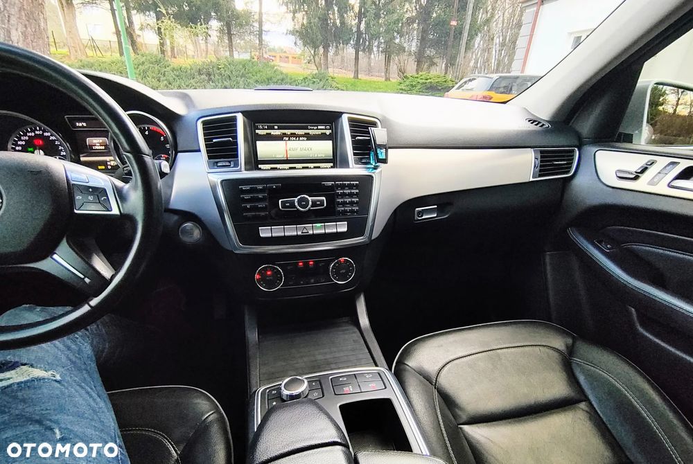 Mercedes-Benz ML 350 BlueTEC 4-Matic - 31