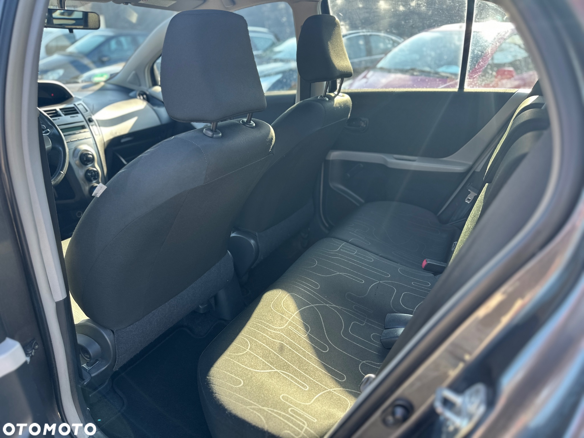 Toyota Yaris 1.0 VVT-i Comfort - 14