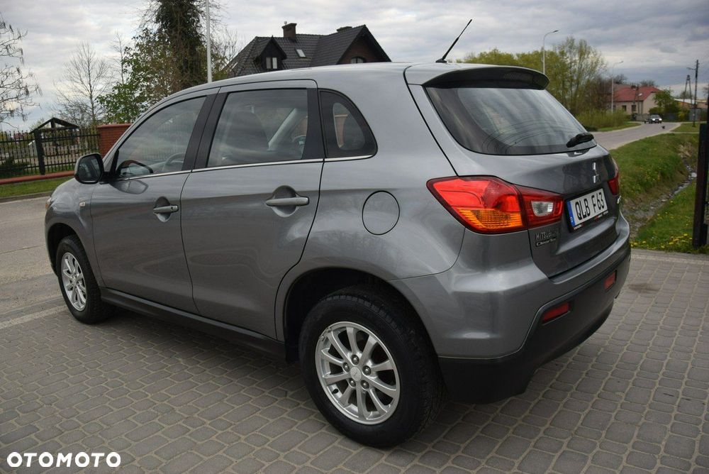 Mitsubishi ASX - 15