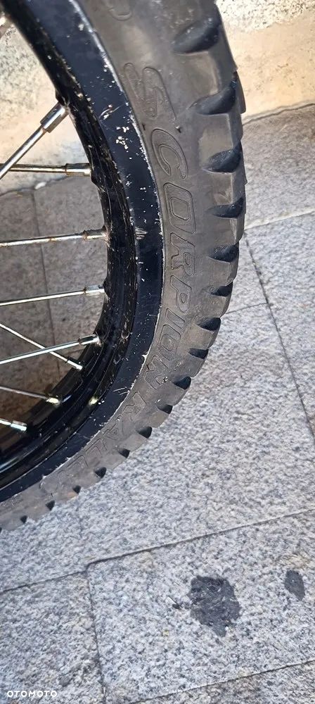 TRIUMPH TIGER 800XC KOŁO FELGA PRZÓD  KIEROWNICA HALOGENY CHŁODNICA SZYBA LICZNIK ZEGARY XRT - 39