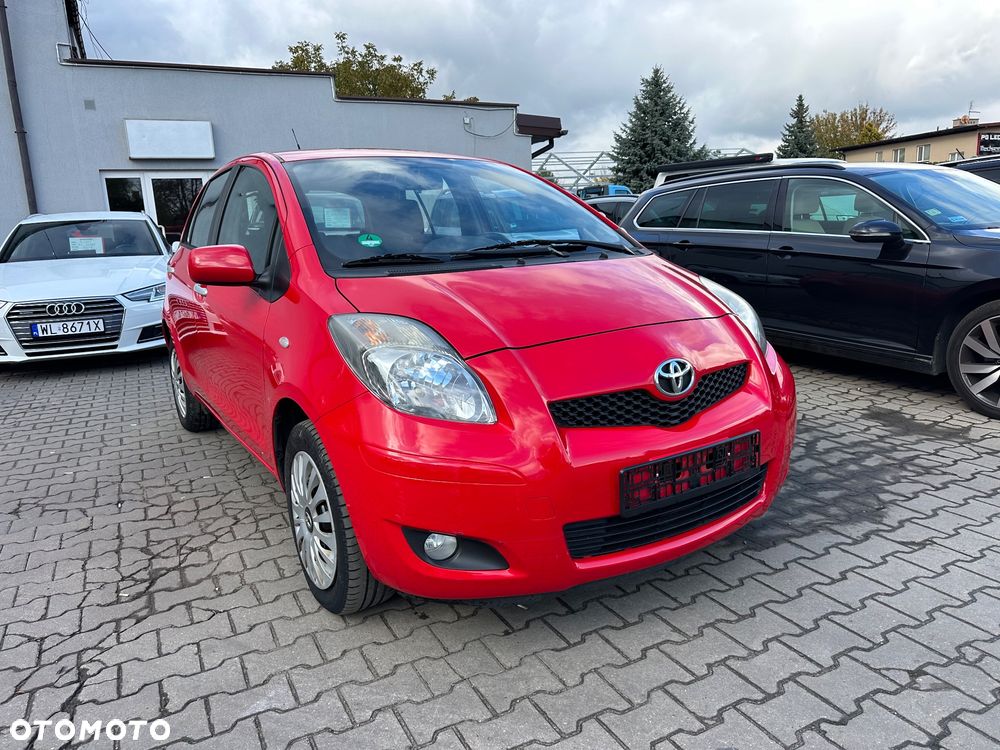 Toyota Yaris 1.0 Premium EU6 - 1