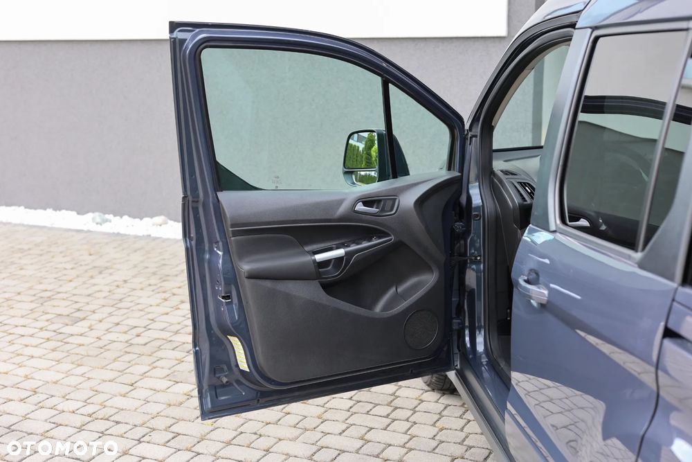 Ford Tourneo Connect - 16