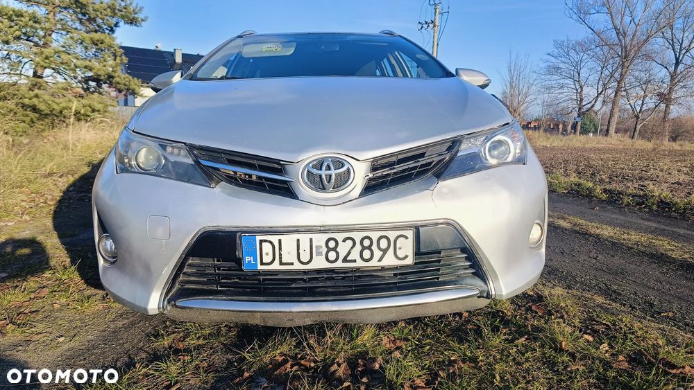 Toyota Auris - 1