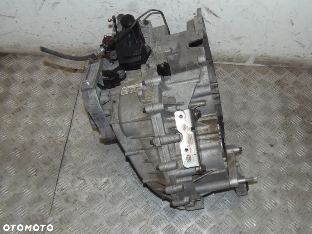 VOLVO S60 II LIFT 2016 R  SKRZYNIA BIEGÓW MANUAL DG9R7002LA 1285121 - 3
