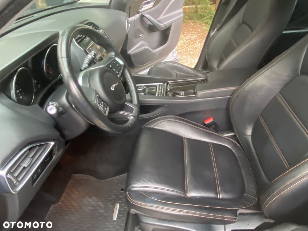 Jaguar F-Pace 2.0 i4D AWD Portfolio - 16