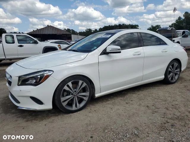 Mercedes-Benz CLA 250 4-Matic AMG Line - 1