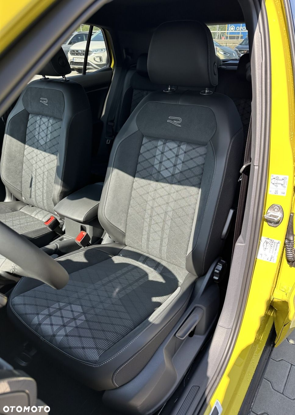 Volkswagen T-Cross 1.5 TSI ACT R-Line Plus DSG - 12