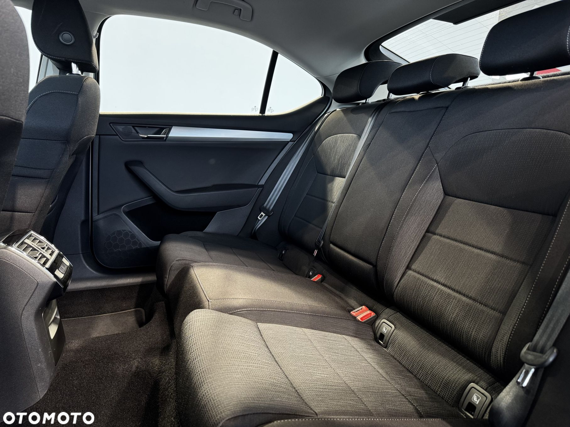 Skoda Superb - 14
