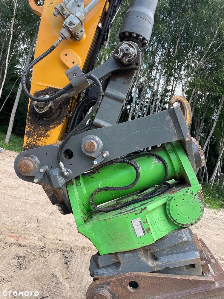 Liebherr R926 - 10