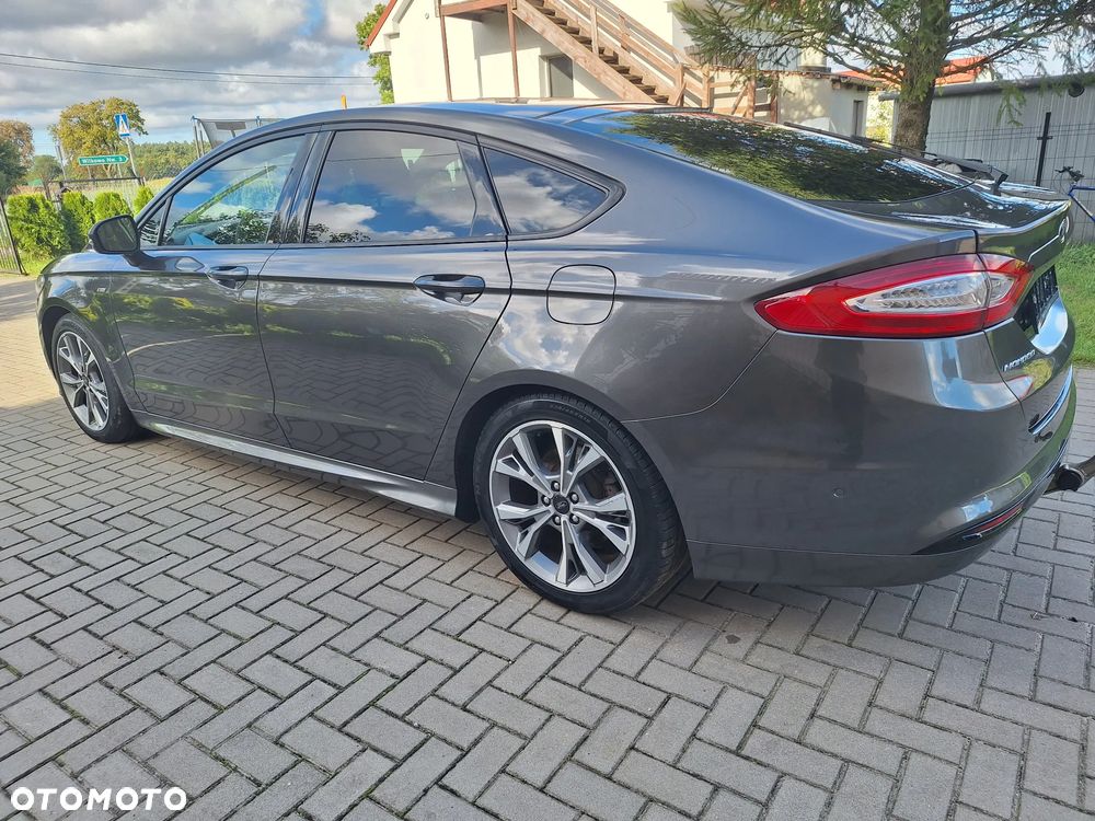 Ford Mondeo 2.0 TDCi ST-Line - 32