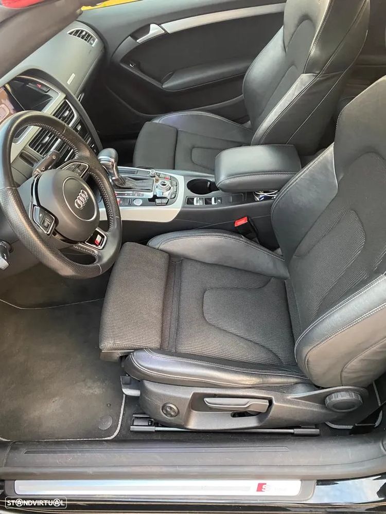 Audi A5 Cabrio 2.0 TDi Multitronic S-line - 29