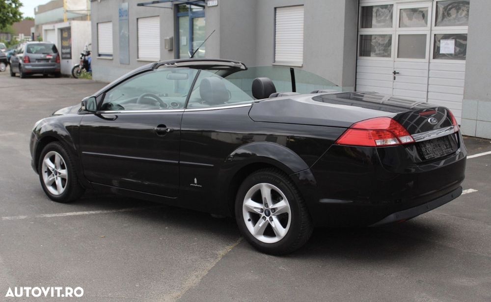 Ford Focus 1.6 16V Trend - 29