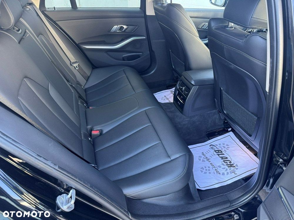 BMW Seria 3 - 26