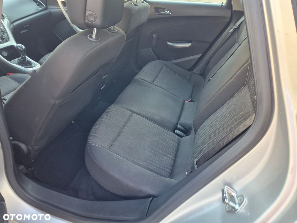 Opel Astra 1.7 CDTI DPF Design Edition - 17