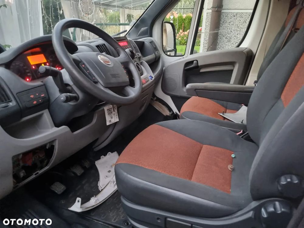 Fiat DUCATO III MAXI 2.3 JTD 120 VAN LIFE "LE FOURGON MILLENIUM" - 8