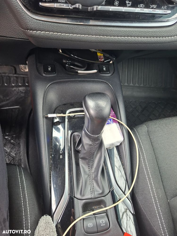 Toyota Corolla 1.8 HEV Dynamic - 13