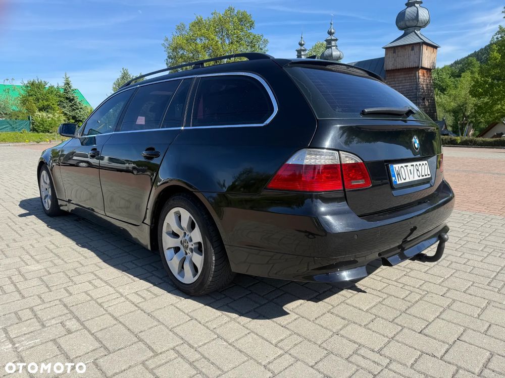 BMW Seria 5 525d Edition Exclusive - 7