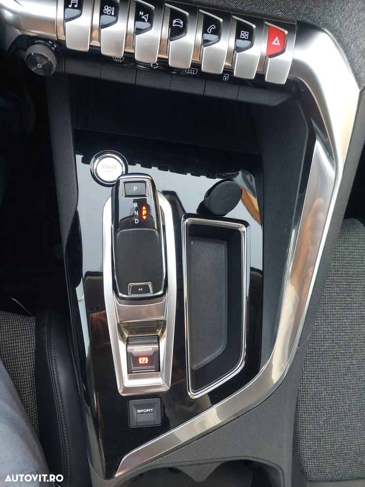 Peugeot 3008 - 13